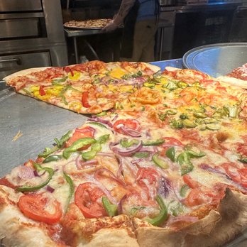 Goodfellas Pizzeria - Bars Near Me - Cincinnati, Ohio