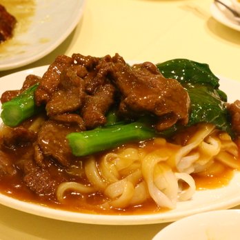 鏞記酒家 - Flat rice noodles with beef gravy - Chinese Near Me - Hong Kong, HK