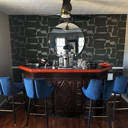 Bar area with accent wall Bar area with accent wall