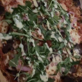 City Goose - ARGYLE - steak with cheeses, pickled onions, arugula and horseradish drizzle! - Pizza Near Me - Ottawa, Ontario City Goose - ARGYLE - steak with cheeses, pickled onions, arugula and horseradish drizzle! - Pizza Near Me - Ottawa, Ontario