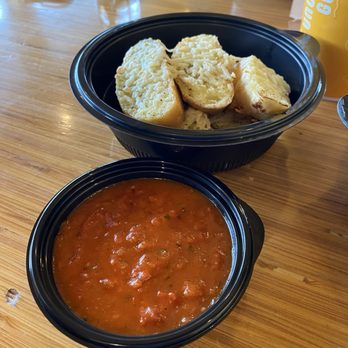 Noodles and Company - Cheesy Garlic Bread - Salad Near Me - Buffalo Grove, Illinois Noodles and Company - Cheesy Garlic Bread - Salad Near Me - Buffalo Grove, Illinois