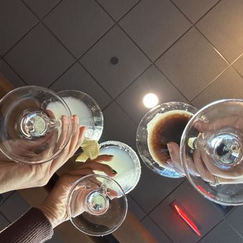 Cooper’s Hawk Winery & Restaurant - New American Near Me - Columbus, Ohio