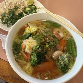 Saigon Bowl - Shrimp and Pork Noodle soup (Hue Tieu Tom Thit) - Vietnamese Near Me - Clearwater, Florida Saigon Bowl - Shrimp and Pork Noodle soup (Hue Tieu Tom Thit) - Vietnamese Near Me - Clearwater, Florida
