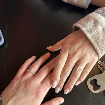 Golden String - Jewelry Near Me - Los Angeles, California