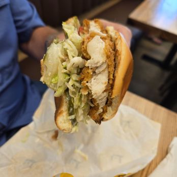 Starbird Chicken - Big Star sandwich - Chicken Shop Near Me - Denver, Colorado