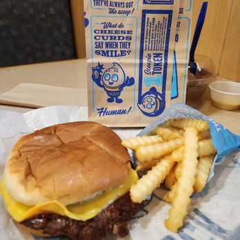 Culver's - Fast Food Near Me - Glendale, Arizona