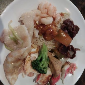 Waha Buffet - Assortment of entrees - Buffets Near Me - Franklin, Wisconsin Waha Buffet - Assortment of entrees - Buffets Near Me - Franklin, Wisconsin