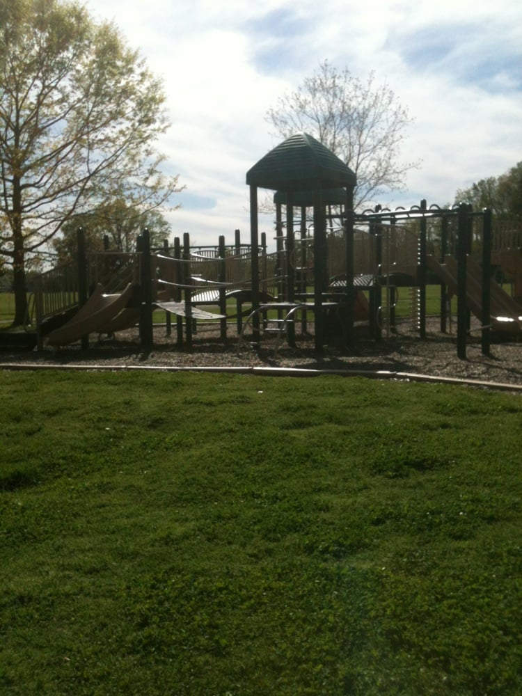 Robinson Park Logo