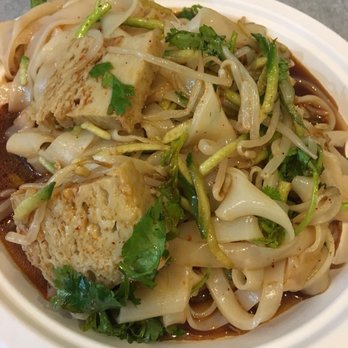 "Cold-skin noodles" I want to bathe in the sauce!