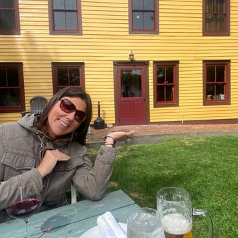 Gunk Haus - Great outdoors - German Near Me - Highland, New York