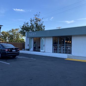 Neat Coffee - Outside - Coffee & Tea Near Me - Costa Mesa, California