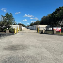 Exterior photo of iStorage - Naples, Florida Exterior photo of iStorage - Naples, Florida
