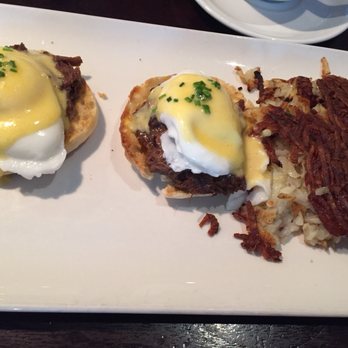 Nick's On 2nd - Short ribs benedict $15 - New American Near Me - Long Beach, California Nick's On 2nd - Short ribs benedict $15 - New American Near Me - Long Beach, California