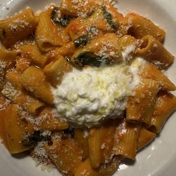Maccheroni Republic - Rigatoni Pom'Amore - Italian Near Me - Los Angeles, California