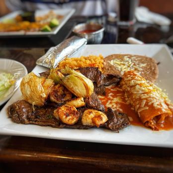 Los Agaves Taqueria - Agave $18.99 - Mexican Near Me - Toledo, Ohio Los Agaves Taqueria - Agave $18.99 - Mexican Near Me - Toledo, Ohio