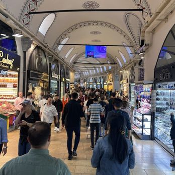 Grand Bazaar - Inside - Shopping Passages Near Me - Istanbul, 34 Grand Bazaar - Inside - Shopping Passages Near Me - Istanbul, 34
