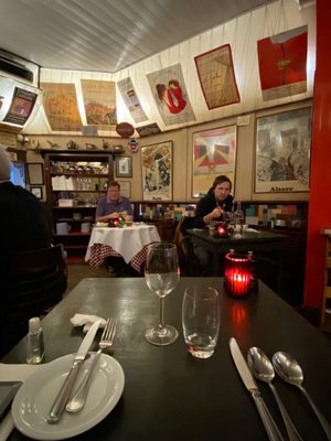 Mon Plaisir by null
