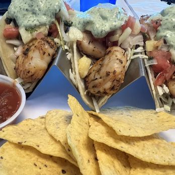 Catch One - Shrimp tacos with chips on the side - Cocktail Bars Near Me - Dallas, Texas