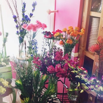 The Ruffly Rose - The "build your own bouquet" section. Heart eyes forever for those ranunculus'! - Florists Near Me - Denver, Colorado The Ruffly Rose - The "build your own bouquet" section. Heart eyes forever for those ranunculus'! - Florists Near Me - Denver, Colorado