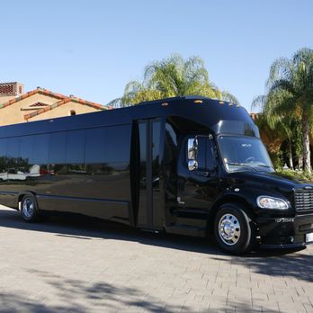 Diamond Limos - PARTY BUS 32 PASSENGER - Limos Near Me - Anaheim, California