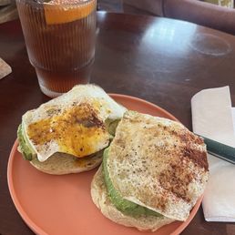 Avocado toast with 2 eggs Avocado toast with 2 eggs