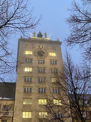 Krochhochhaus by null