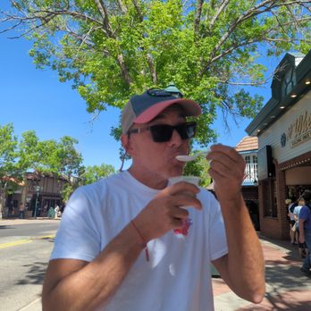 Munchin House - Best ice cream ever! - Ice Cream & Frozen Yogurt Near Me - Estes Park, Colorado Munchin House - Best ice cream ever! - Ice Cream & Frozen Yogurt Near Me - Estes Park, Colorado