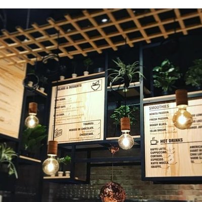 De La Casa Pasta & Wine Bar by null