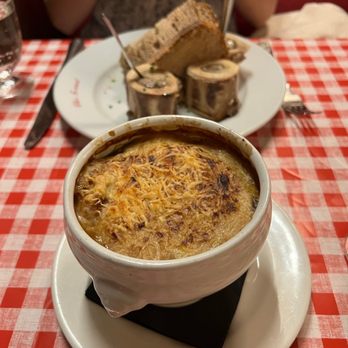 Chez Fernand - french onion soup + bone marrow - French Near Me - Paris, 75