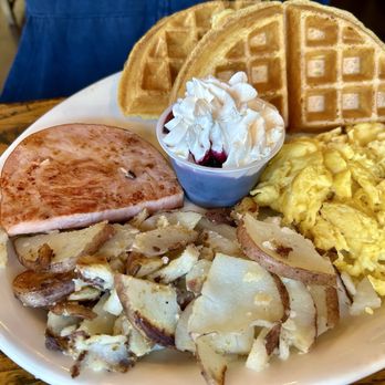Huckleberry's - French Quarter Platter - Southern Near Me - Anaheim, California