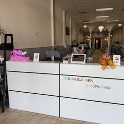 Pro Nails And Spa - Pro Nail & Spa