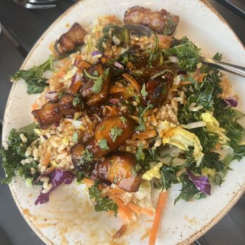 Kitchen Social - Bourbon glazed pork belly - Cocktail Bars Near Me - Columbus, Ohio