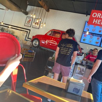 Pummarola - Midtown - Nice No lines!!! - Pizza Near Me - Miami, Florida