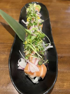 Ryoshi Sushi & Izakaya by null