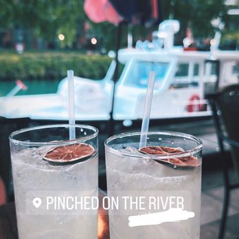 Pinched on the River - Drinks, outside - Mediterranean Near Me - Chicago, Illinois