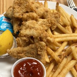 Comeau's Seafood Restaurant - Lg fish bits platter