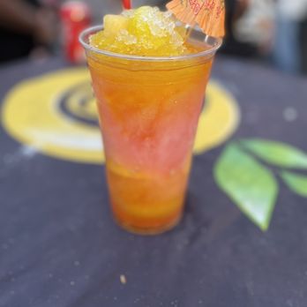 Cuties Lemonade & More - Prickly pear peach lemonade slush - Juice Bars & Smoothies Near Me - Phoenix, Arizona