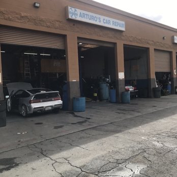 Arturo's Car Repair - Clean shop - Auto Repair Near Me - Escondido, California Arturo's Car Repair - Clean shop - Auto Repair Near Me - Escondido, California