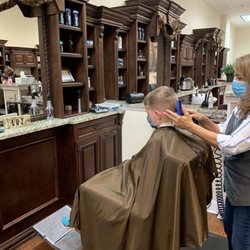 Friend's Barber Shop