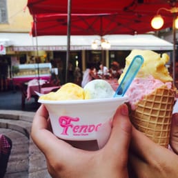 Passion fruit & mojito; passion fruit & peach