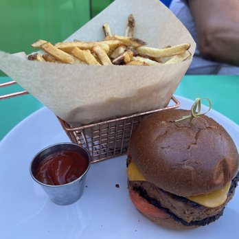 Kale My Name - Chicago Burger - Vegetarian Near Me - Chicago, Illinois Kale My Name - Chicago Burger - Vegetarian Near Me - Chicago, Illinois