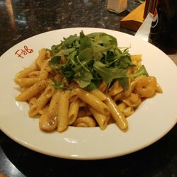Frankie & Benny's - Chicken and prawn Alfredo