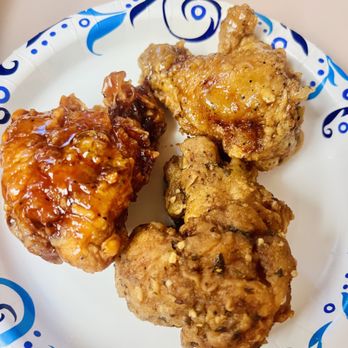 Ikonic Wings - One of Each. I wish they had just a tad more sauce. - Chicken Wings Near Me - Lacey, Washington