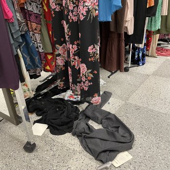 Ross Dress for Less - Women's Clothing Near Me - Tulsa, Oklahoma Ross Dress for Less - Women's Clothing Near Me - Tulsa, Oklahoma