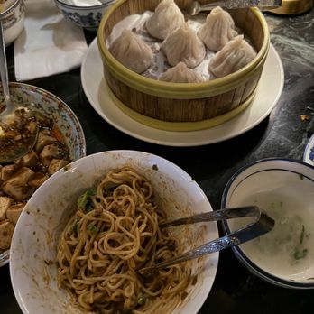 Blue Willow 夜来湘 - Szechuan Near Me - New York, New York Blue Willow 夜来湘 - Szechuan Near Me - New York, New York