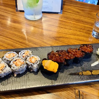 Bushniwa - Spicy Scallop Roll, Hokkaido Uni, Ikura - Japanese Near Me - Brooklyn, New York