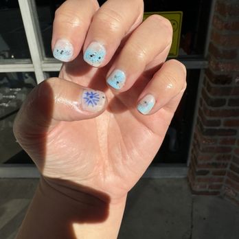 Sun Nail - Gel mani with designs - Nail Salons Near Me - Pasadena, California