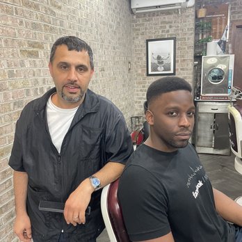 Mikey Fades - With The Man, The Myth. - Barbers Near Me - New York, New York Mikey Fades - With The Man, The Myth. - Barbers Near Me - New York, New York