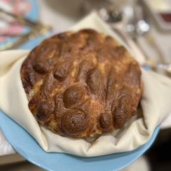 Lady Camellia - English pie