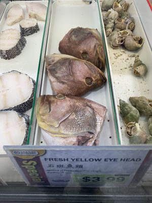 Pacific East Mall by null